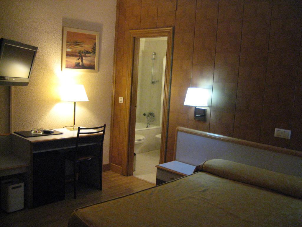 Hotel Verona Пуертоляно Екстериор снимка